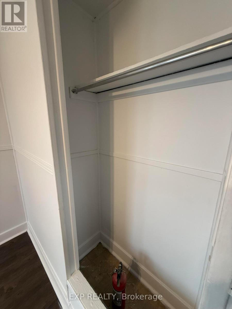 6318 Skinner Street, Niagara Falls, Ontario L2G 2Y7 - Photo 23 - X12568158