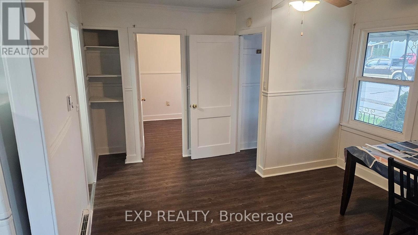 6318 Skinner Street, Niagara Falls, Ontario L2G 2Y7 - Photo 6 - X12568158