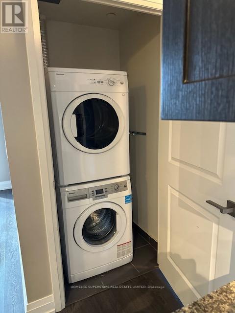 2402 - 3600 Highway 7 Road, Vaughan, Ontario  L4L 1A6 - Photo 7 - N12499668