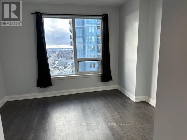 2402 - 3600 Highway 7 Road, Vaughan, Ontario  L4L 1A6 - Photo 13 - N12499668