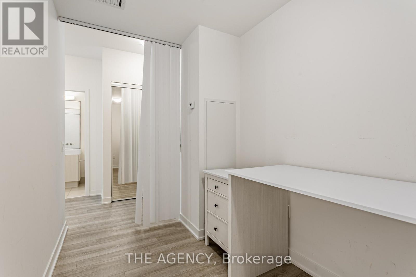 204 - 250 Lawrence Avenue W, Toronto, Ontario M4N 1T4 - Photo 8 - C12570420