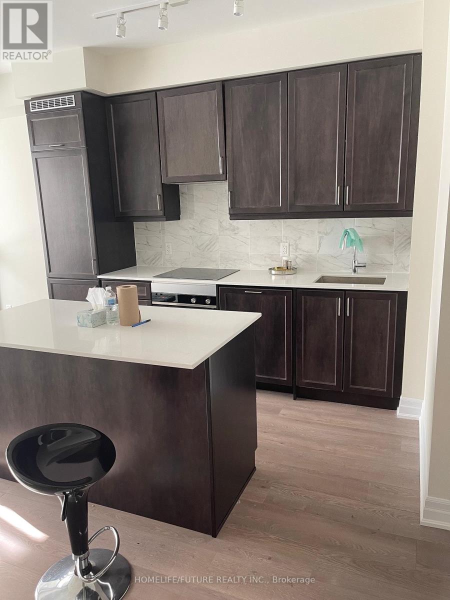 804 - 9075 JANE STREET S, Vaughan, Ontario