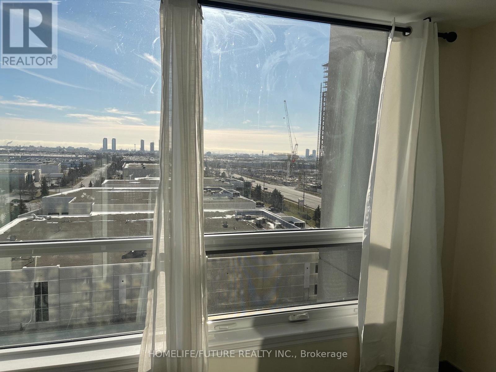 804 - 9075 Jane Street S, Vaughan, Ontario  L4K 0L7 - Photo 9 - N12570432