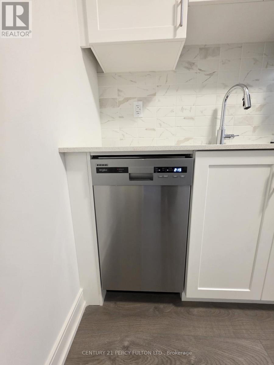 312 - 705 Davis Drive, Newmarket, Ontario  L3Y 0J1 - Photo 13 - N12570442