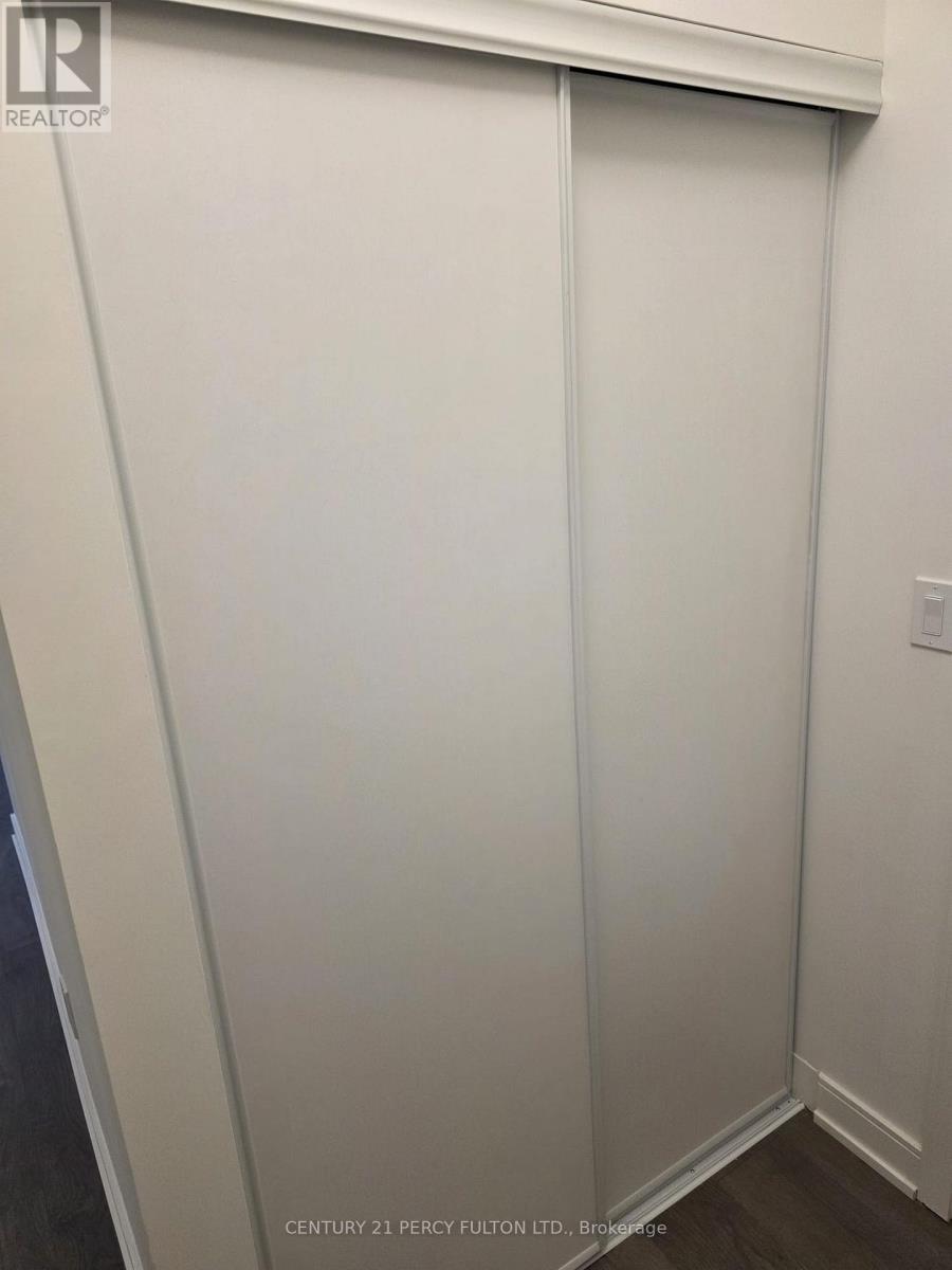 312 - 705 Davis Drive, Newmarket, Ontario  L3Y 0J1 - Photo 3 - N12570442