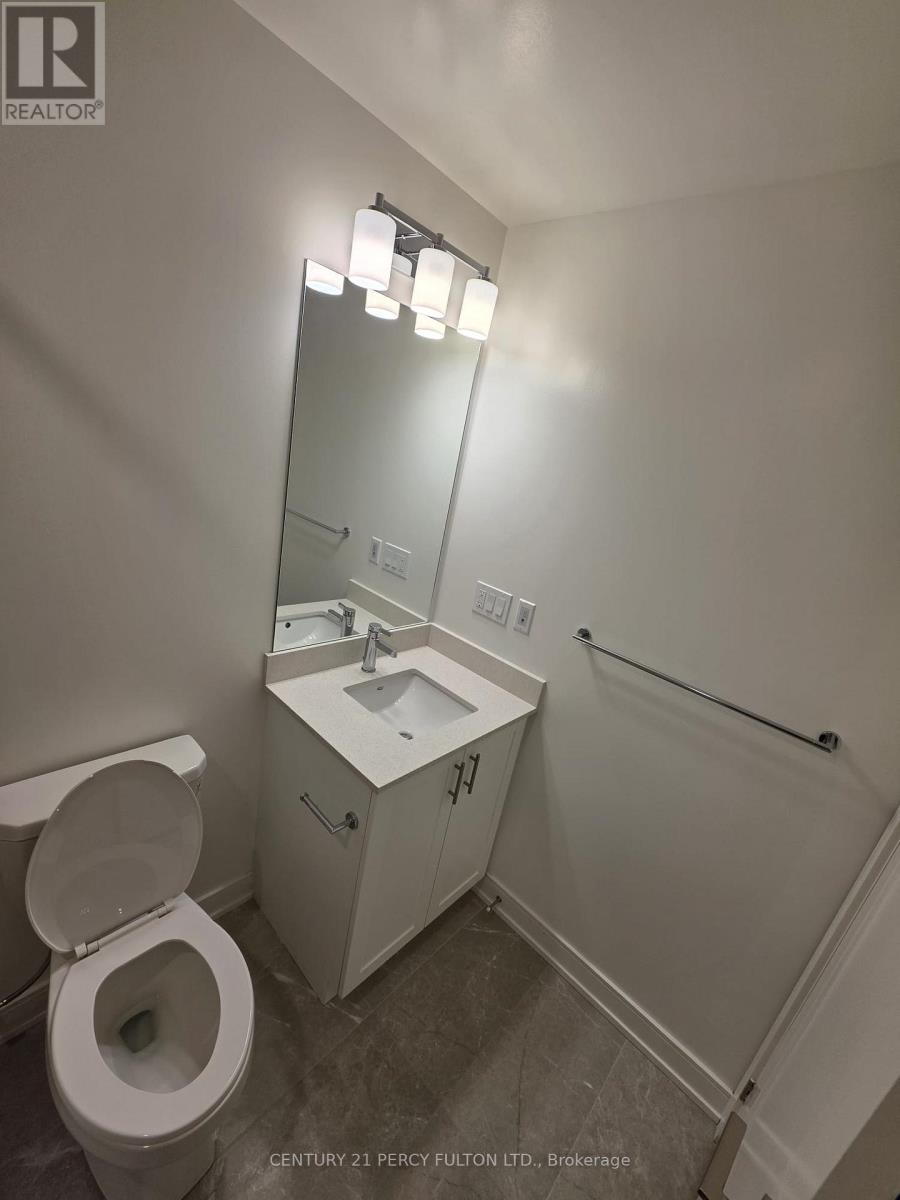 312 - 705 Davis Drive, Newmarket, Ontario  L3Y 0J1 - Photo 5 - N12570442