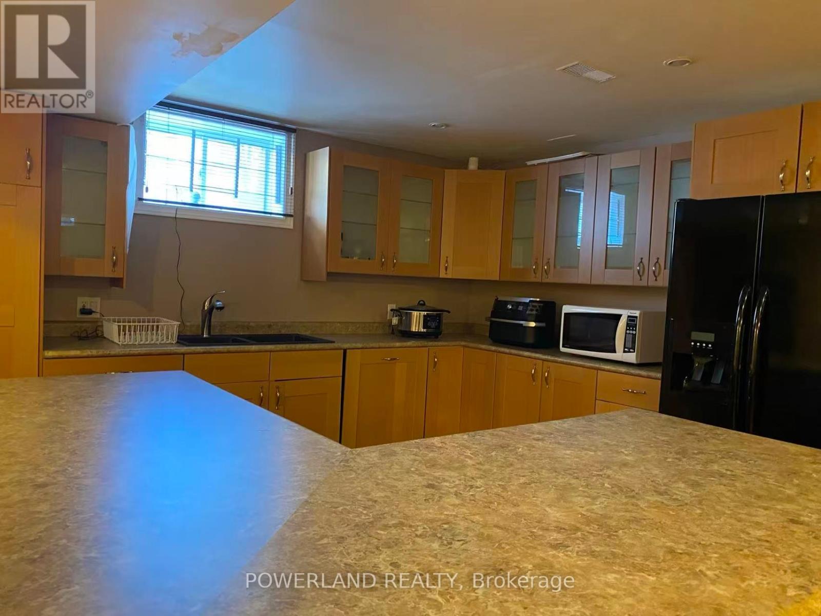 249 Kennedy Street W, Aurora, Ontario L4G 6S4 - Photo 20 - N12470924