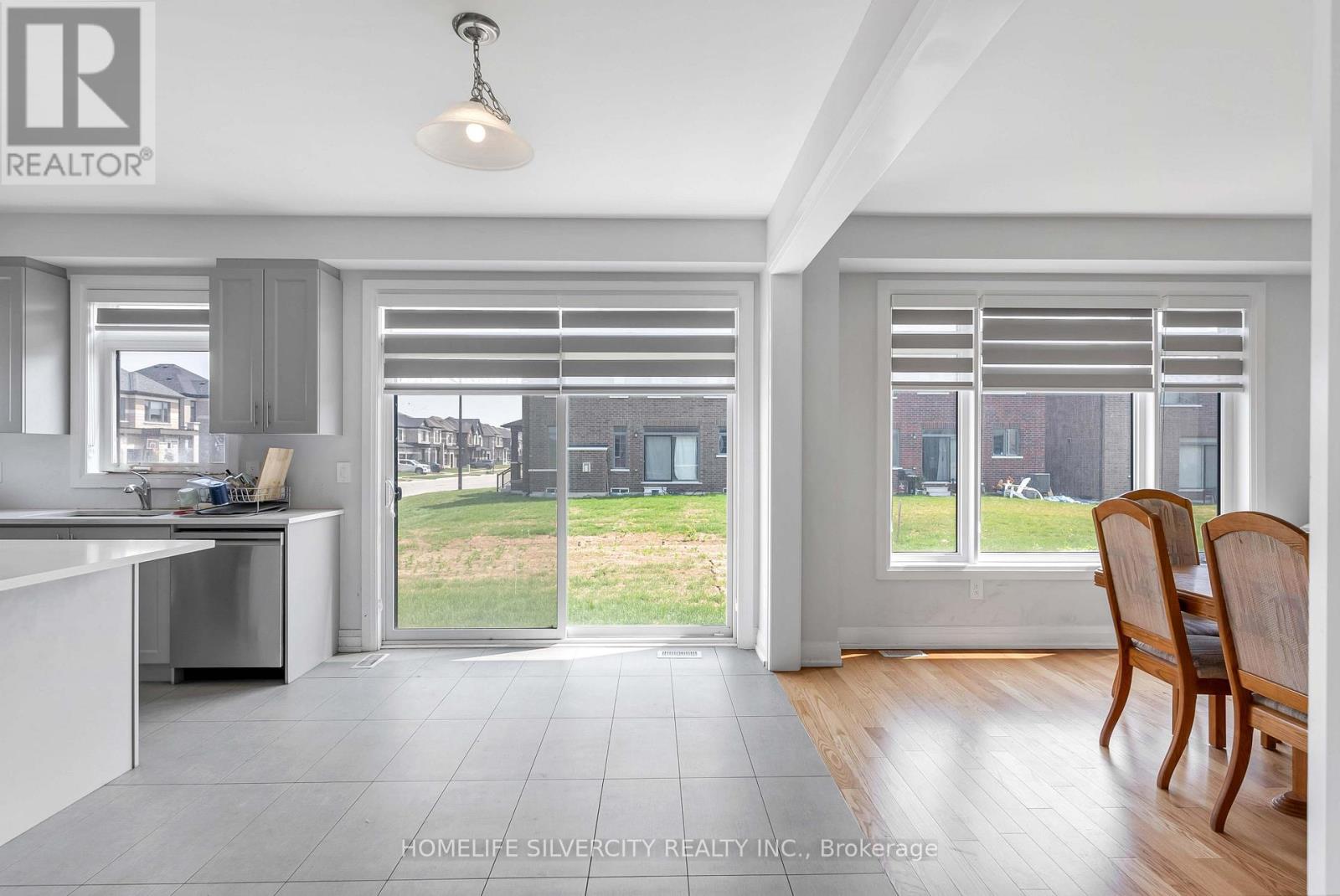 34 Mckay Avenue, Kawartha Lakes, Ontario  K9V 0R2 - Photo 20 - X12570434