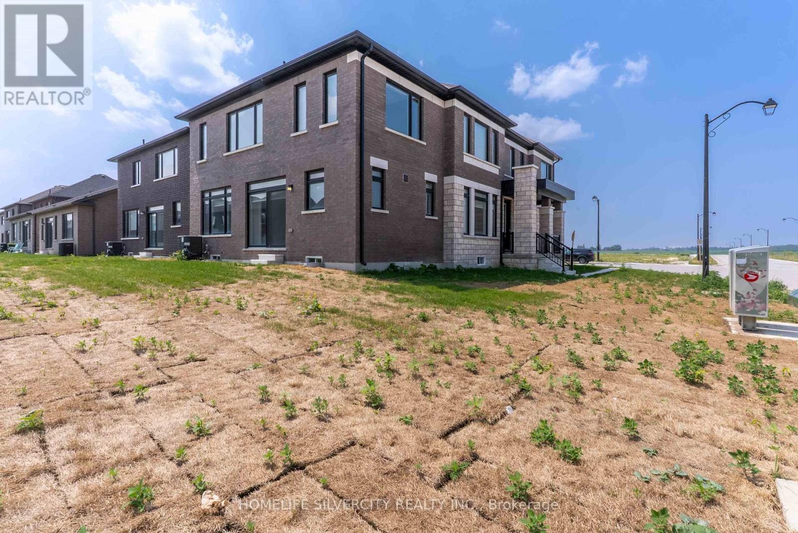 34 Mckay Avenue, Kawartha Lakes, Ontario  K9V 0R2 - Photo 45 - X12570434