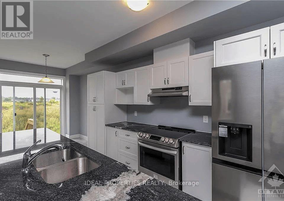 75 Antonakos Drive, Carleton Place, Ontario  K7C 0L1 - Photo 8 - X12570460