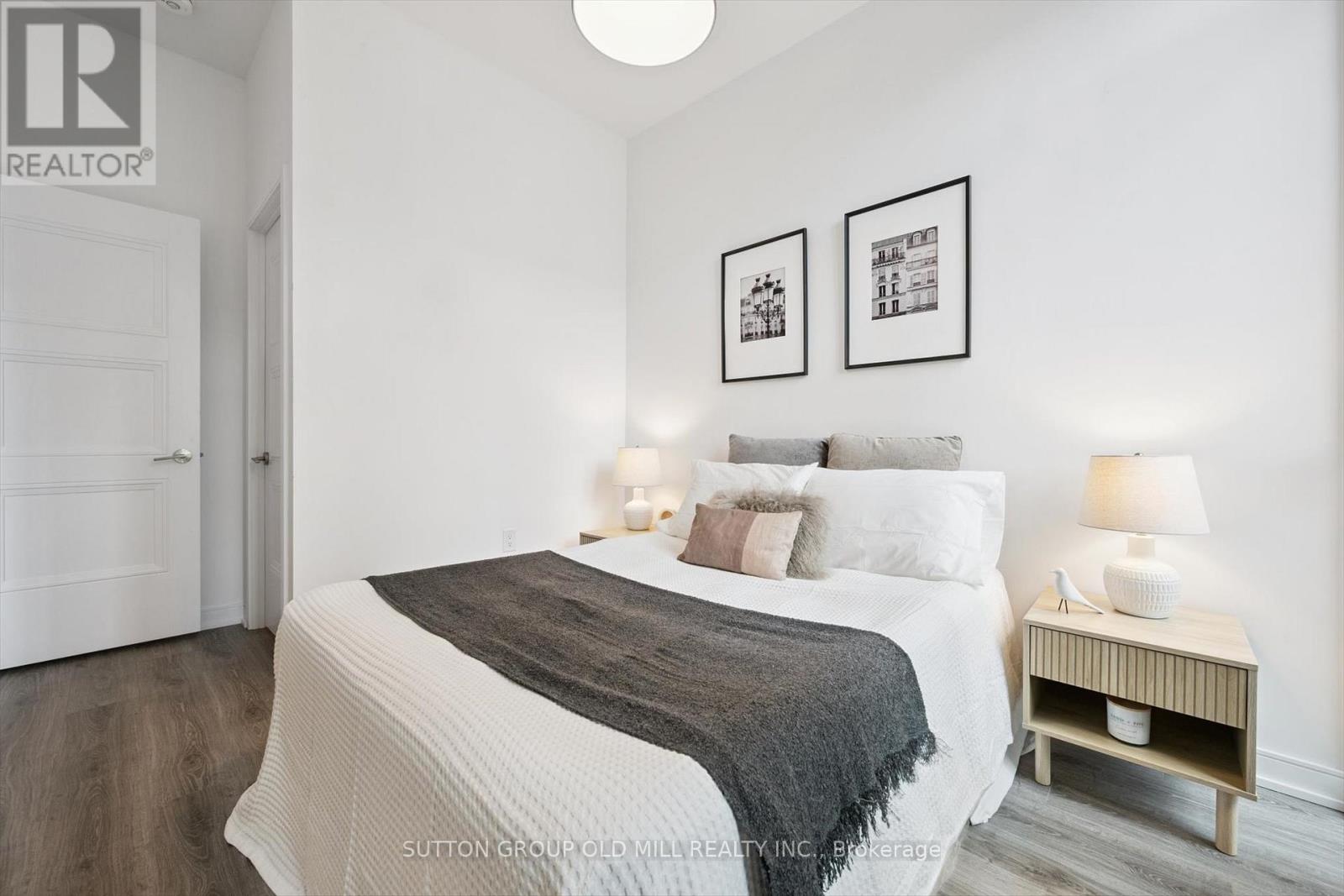 101 - 25 Neighbourhood Lane, Toronto, Ontario M6P 1Z9 - Photo 27 - W12478900