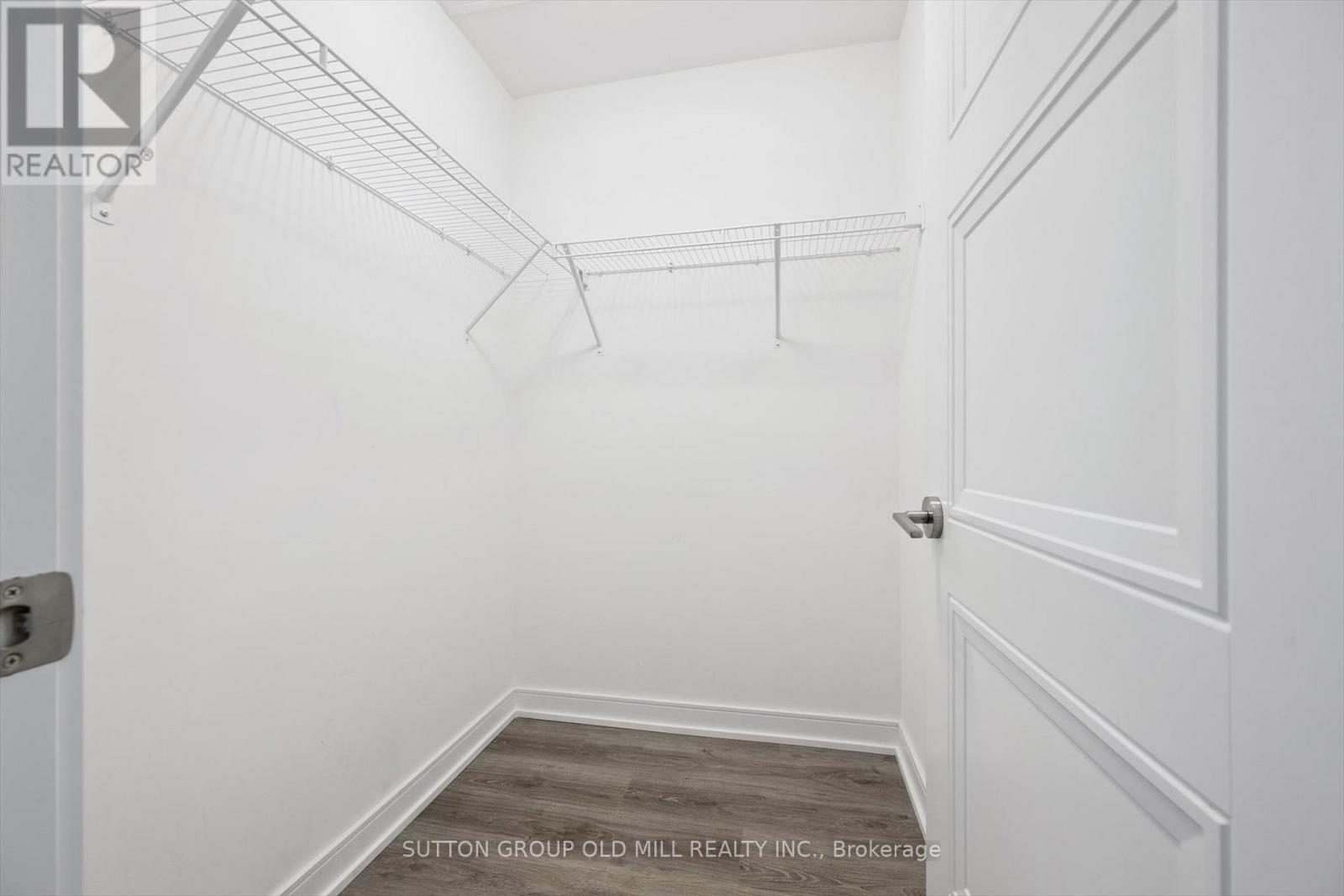 101 - 25 Neighbourhood Lane, Toronto, Ontario M6P 1Z9 - Photo 30 - W12478900