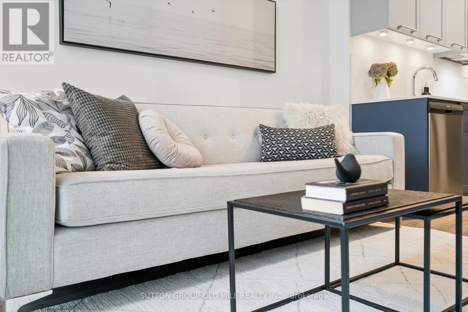 101 - 25 Neighbourhood Lane, Toronto, Ontario M6P 1Z9 - Photo 22 - W12478900