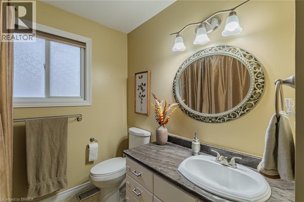 13 Dundas Street W, Paris, Ontario  N3L 1E9 - Photo 13 - 40789736