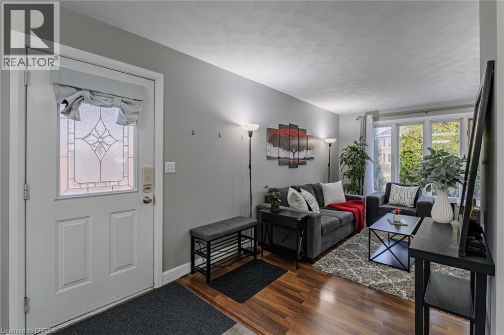 13 Dundas Street W, Paris, Ontario  N3L 1E9 - Photo 3 - 40789736