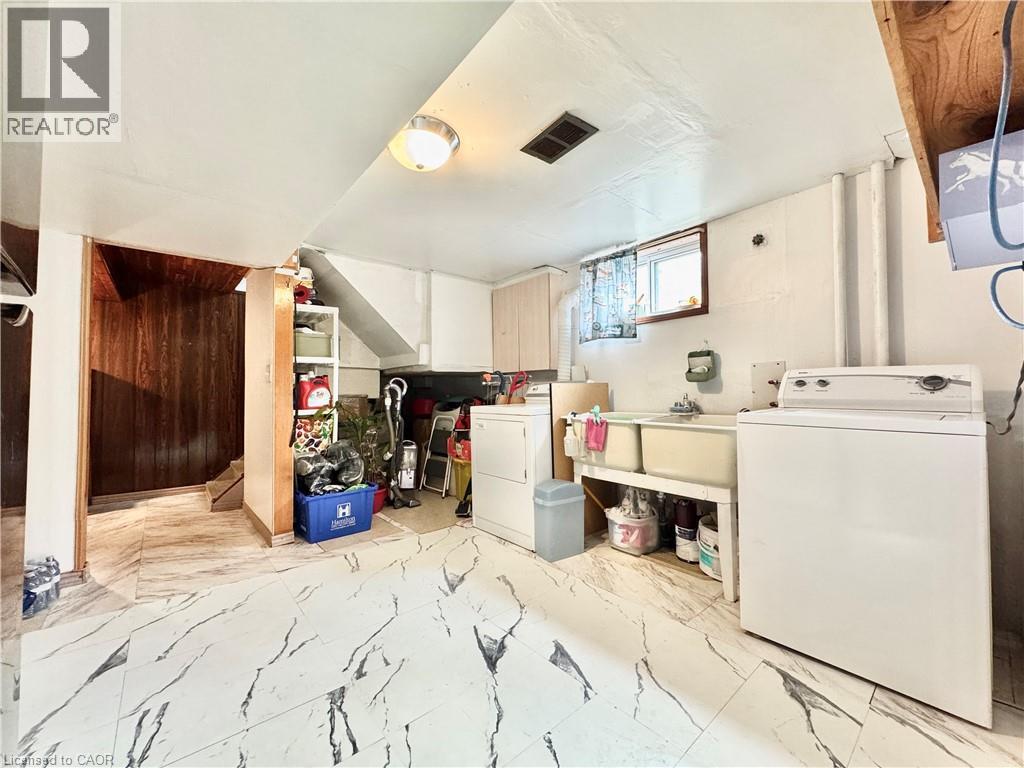 676 Upper Wentworth Street, Hamilton, Ontario  L9A 4V5 - Photo 25 - 40790049