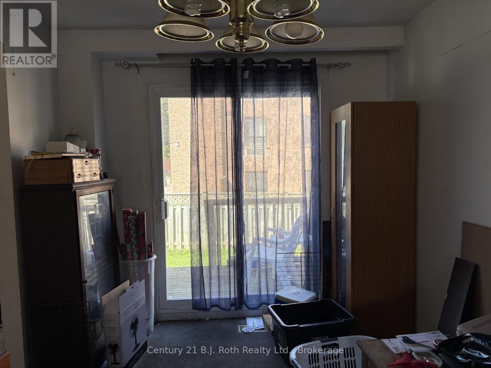 107 - 1095 Mississaga Street W, Orillia, Ontario  L3V 6W7 - Photo 5 - S12570488