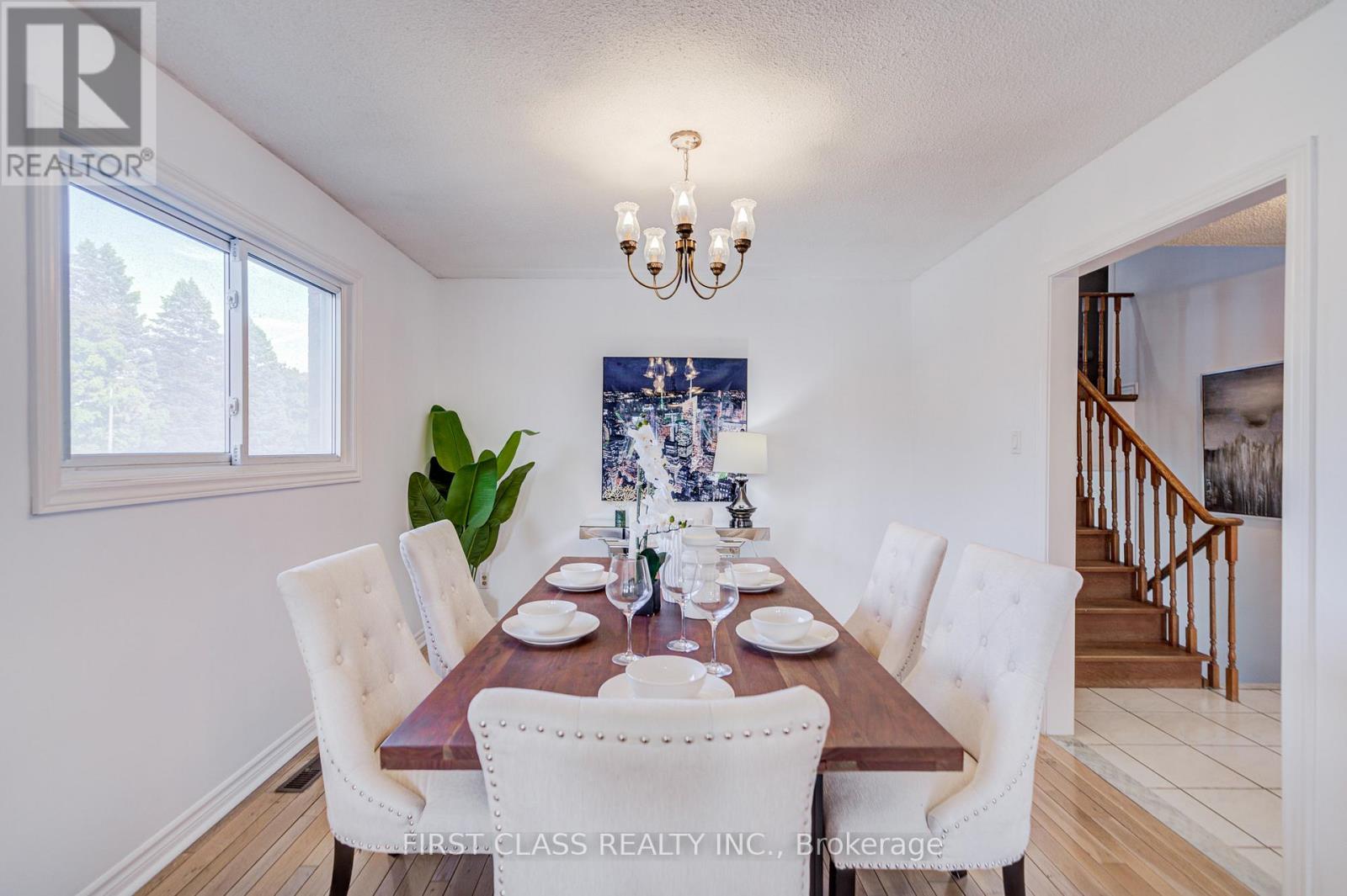 53 Treetops Court, Toronto, Ontario  M1V 2B9 - Photo 9 - E12570472