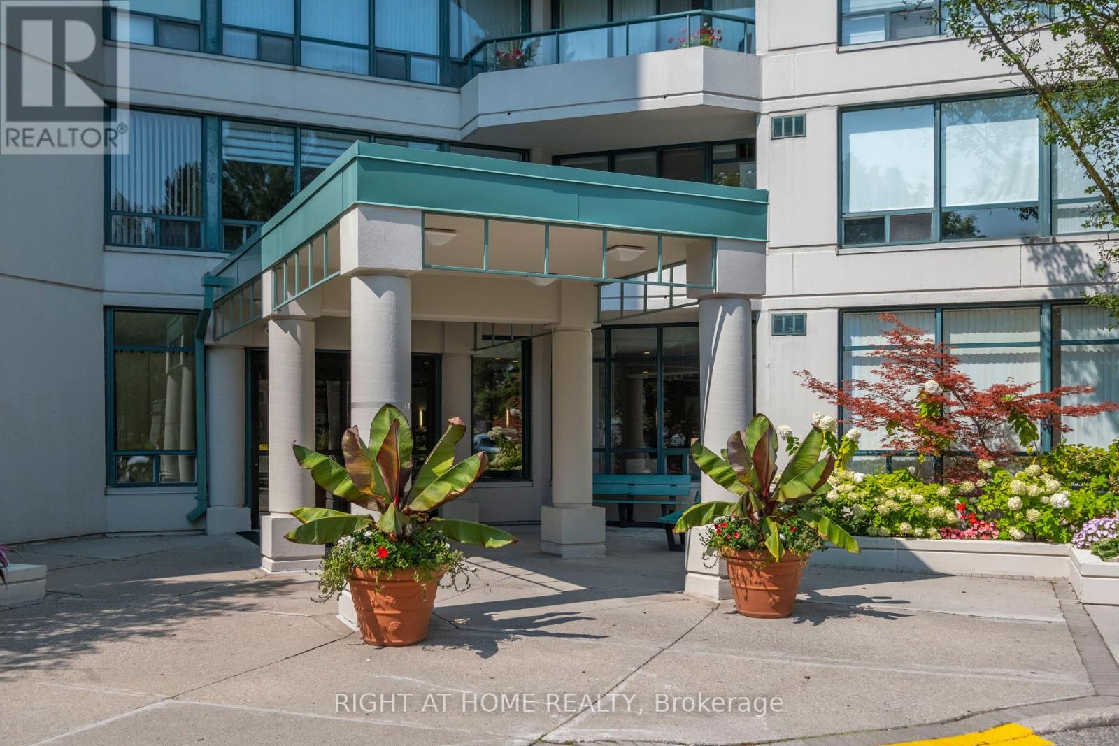 307 - 120 Promenade Circle, Vaughan, Ontario  L4J 7W9 - Photo 19 - N12460776