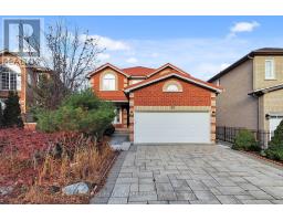 52 CEDARHURST DRIVE, Richmond Hill, Ontario