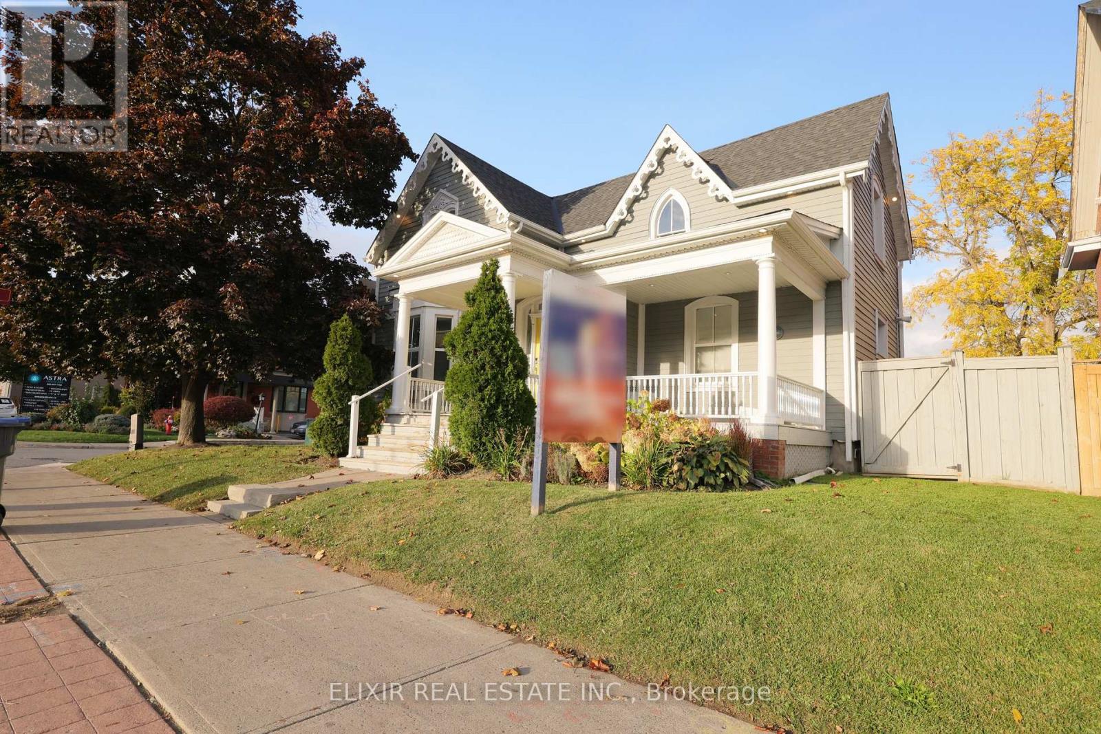 204 Main Street N, Brampton, Ontario  L6V 1P1 - Photo 2 - W12559144