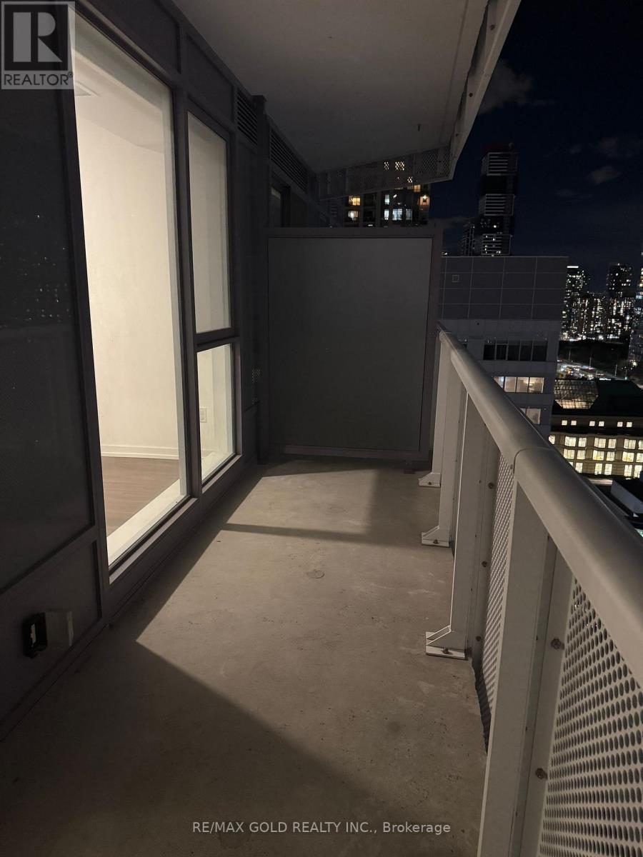 1909 - 4065 Confederation Parkway, Mississauga, Ontario  L5B 0L4 - Photo 10 - W12570480