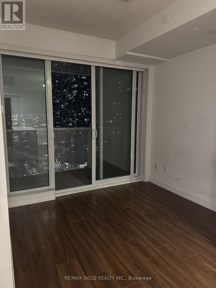 1909 - 4065 Confederation Parkway, Mississauga, Ontario  L5B 0L4 - Photo 11 - W12570480