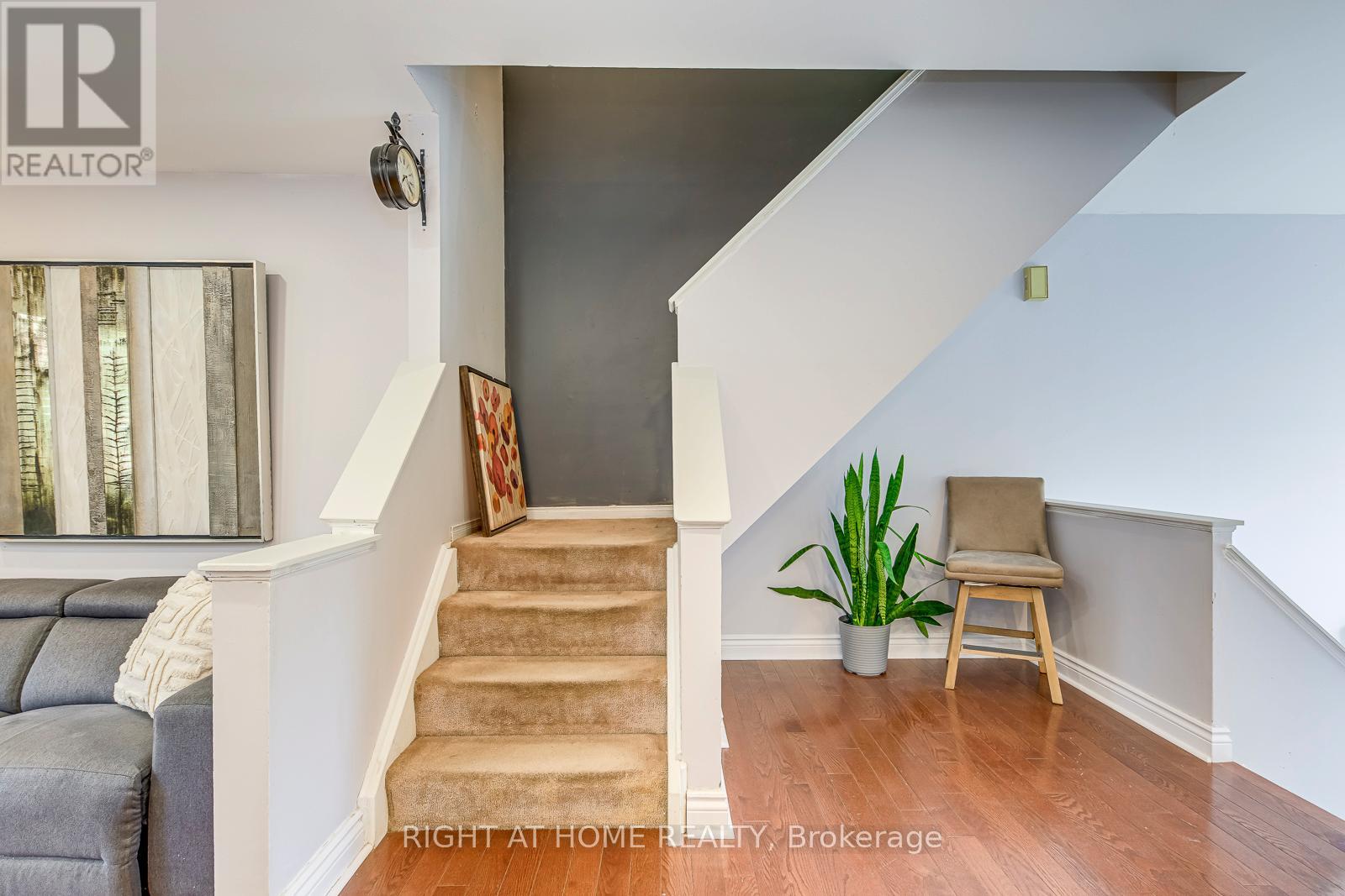 1558 Litchfield Road, Oakville, Ontario  L6H 5P3 - Photo 19 - W12570492