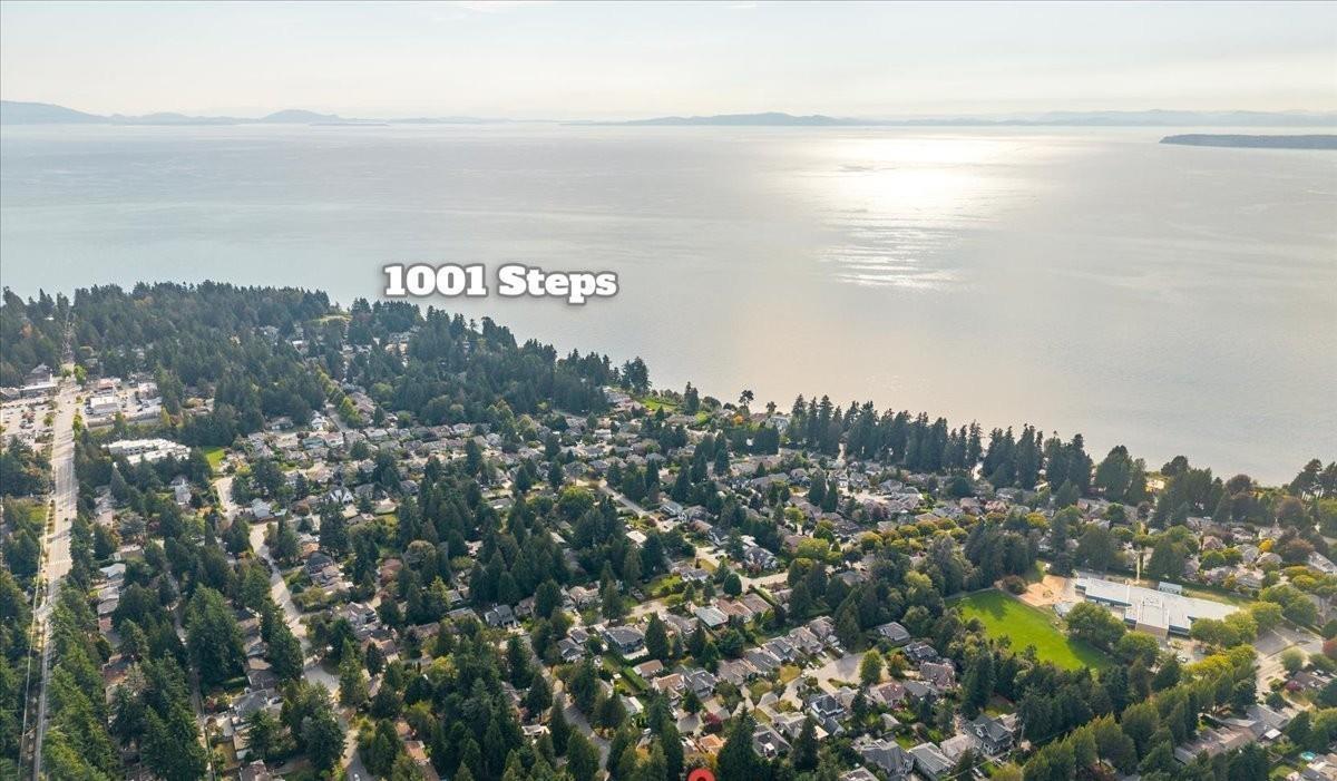 12686 20 Avenue, Surrey, British Columbia  V4A 1Y6 - Photo 2 - R3069443