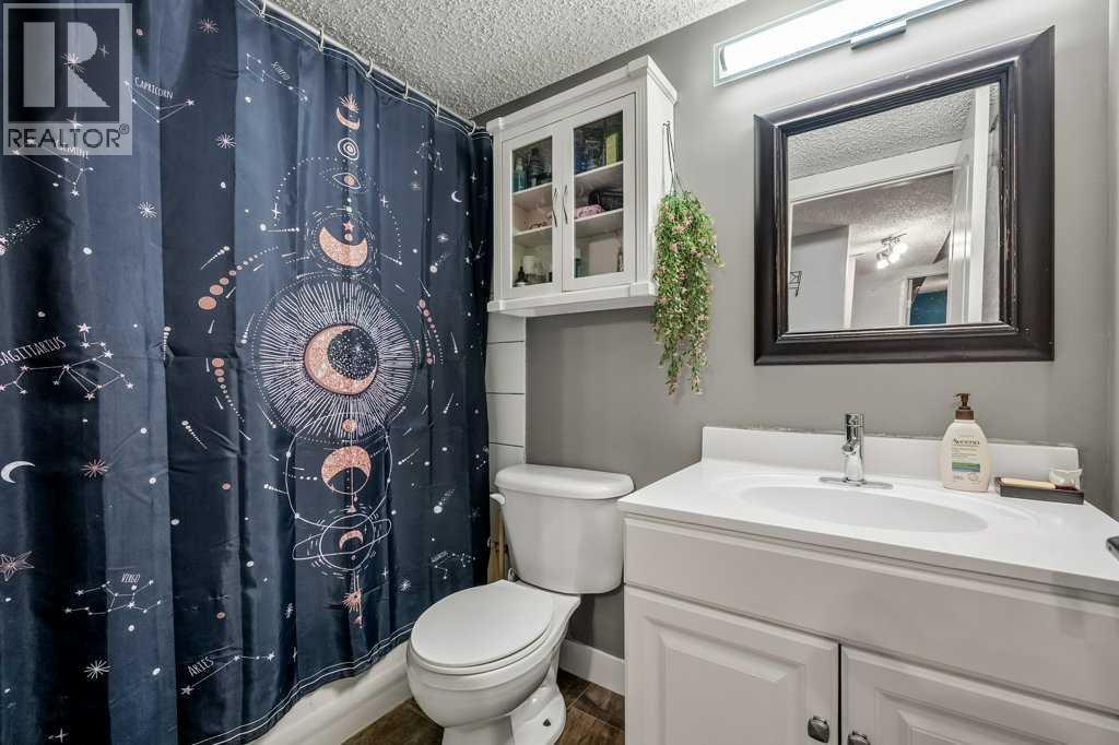 7815 36 Avenue Nw, Calgary, Alberta  T3B 1V5 - Photo 28 - A2255036