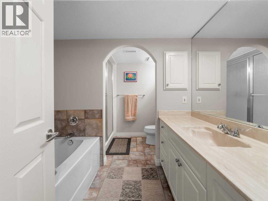 210 Evergreen Mews Sw, Calgary, Alberta  T2Y 3T9 - Photo 40 - A2266402