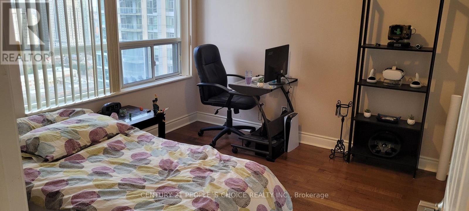 2624 - 3888 Duke Of York Boulevard, Mississauga, Ontario  L5B 4P5 - Photo 17 - W12570146