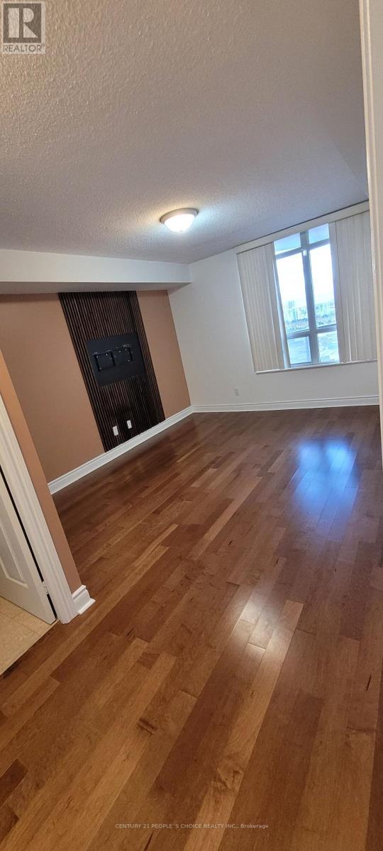 2624 - 3888 Duke Of York Boulevard, Mississauga, Ontario  L5B 4P5 - Photo 12 - W12570146