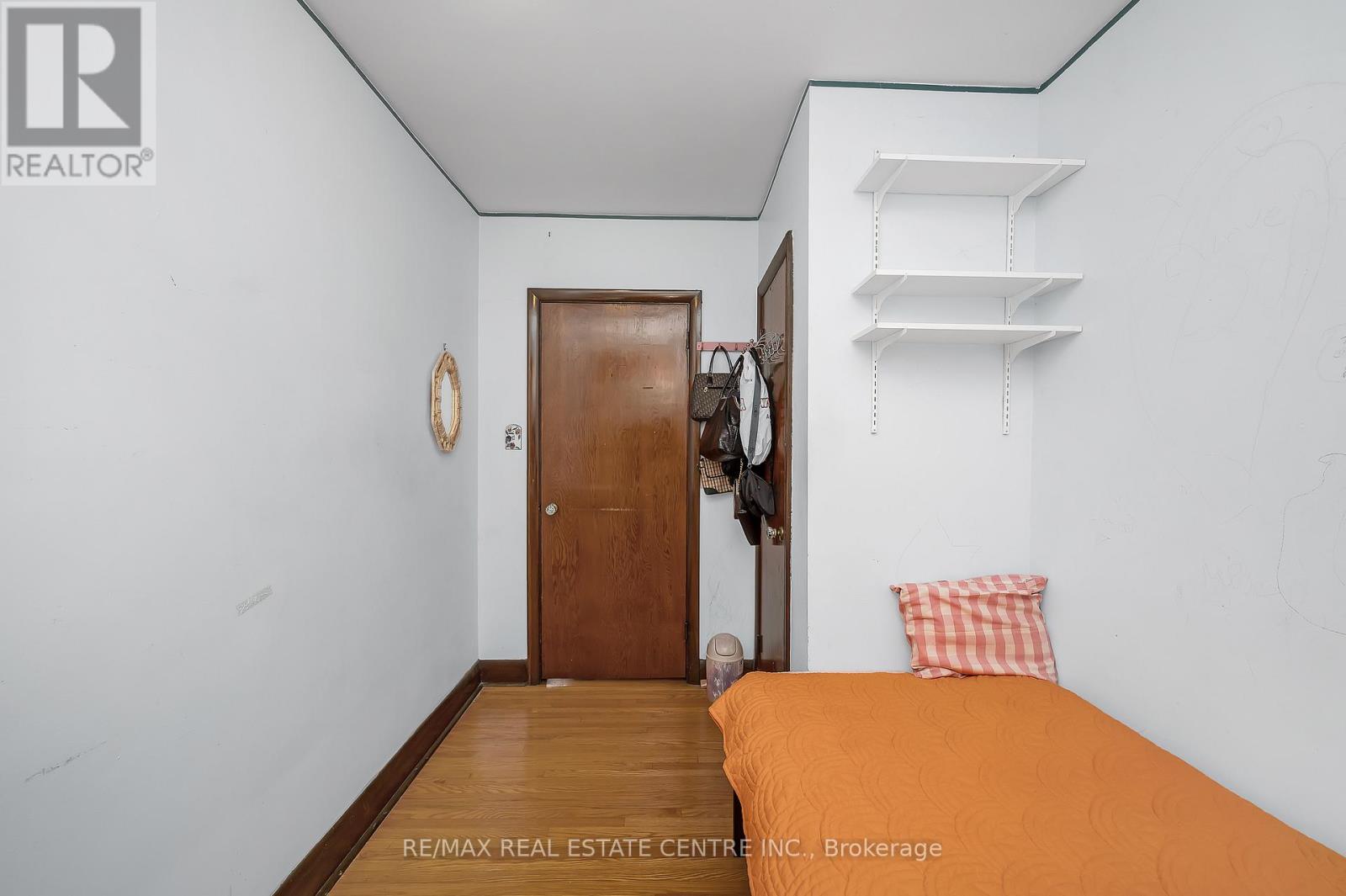 676 Upper Wentworth Street, Hamilton, Ontario  L9A 4V5 - Photo 14 - X12570490