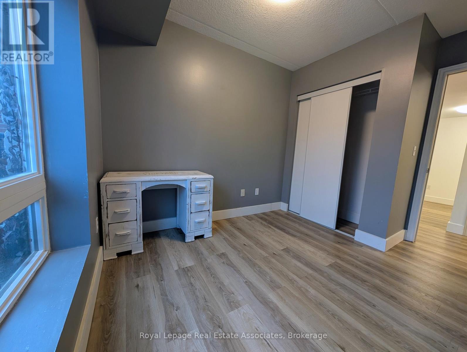 107 - 37 Goodwin Drive, Guelph, Ontario  N1L 0E6 - Photo 9 - X12471680