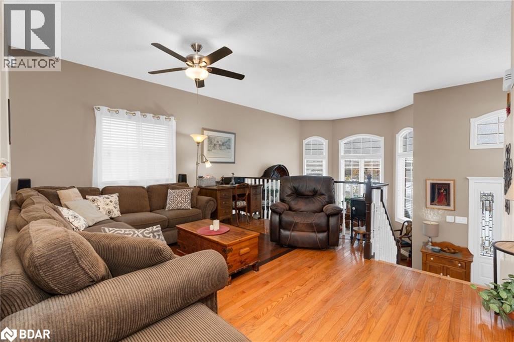 33 Allsop Crescent, Barrie, Ontario  L4N 8T7 - Photo 4 - 40789299