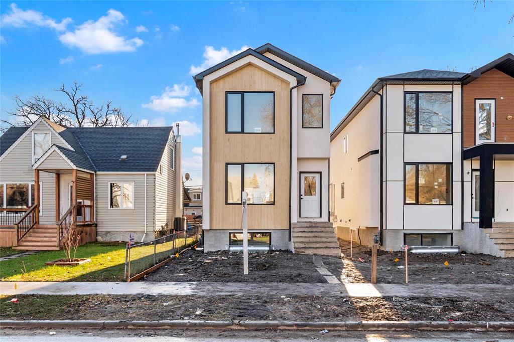 58 Handyside Avenue, Winnipeg, Manitoba  R2M 0M7 - Photo 0 - 202528738