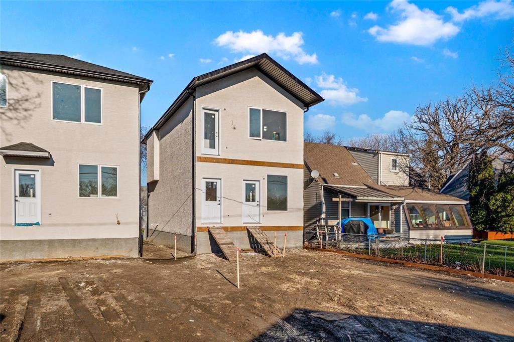 58 Handyside Avenue, Winnipeg, Manitoba  R2M 0M7 - Photo 2 - 202528738