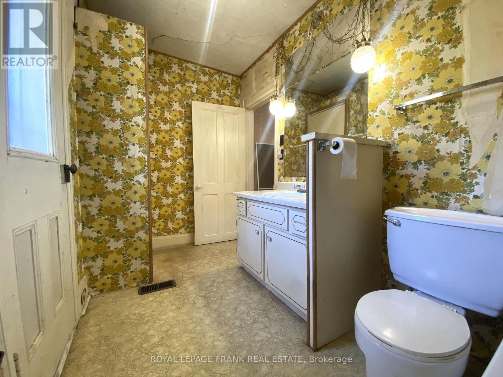 2432 B County Road 8 S, Trent Hills, Ontario  K7R 3K7 - Photo 38 - X12277601