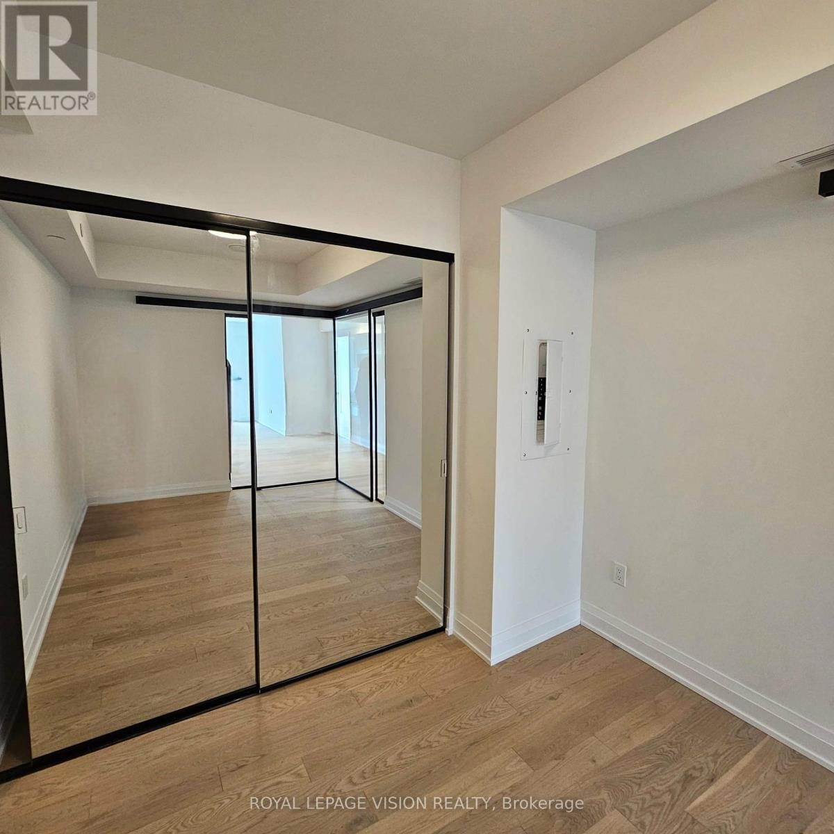 310 - 505 Glencairn Avenue, Toronto, Ontario  M6B 0B2 - Photo 11 - C12570496