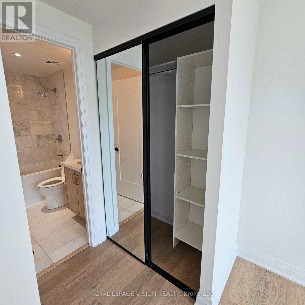 310 - 505 Glencairn Avenue, Toronto, Ontario  M6B 0B2 - Photo 8 - C12570496