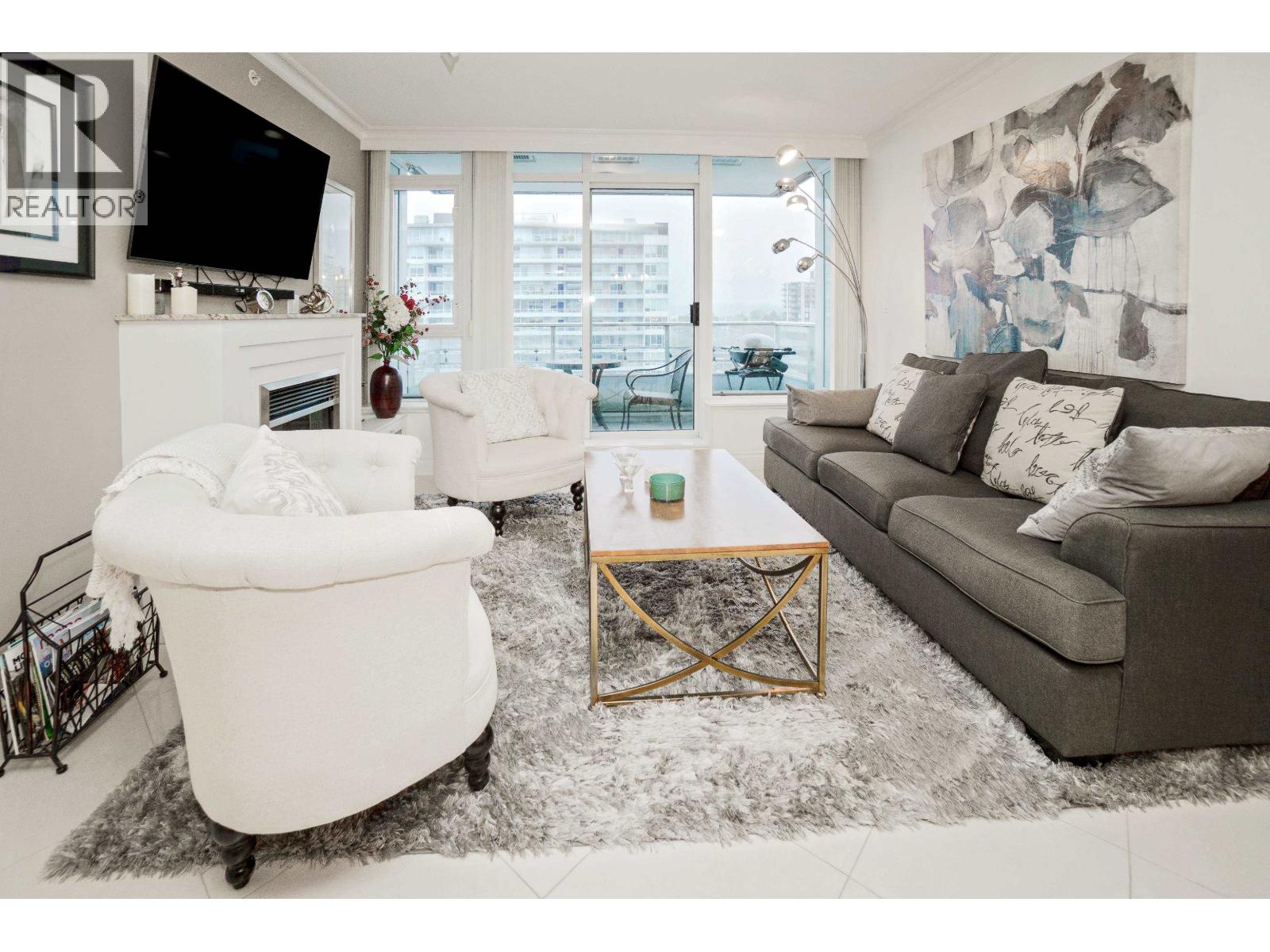 903 133 E Esplanade, North Vancouver, British Columbia  V7L 1A1 - Photo 3 - R3069485