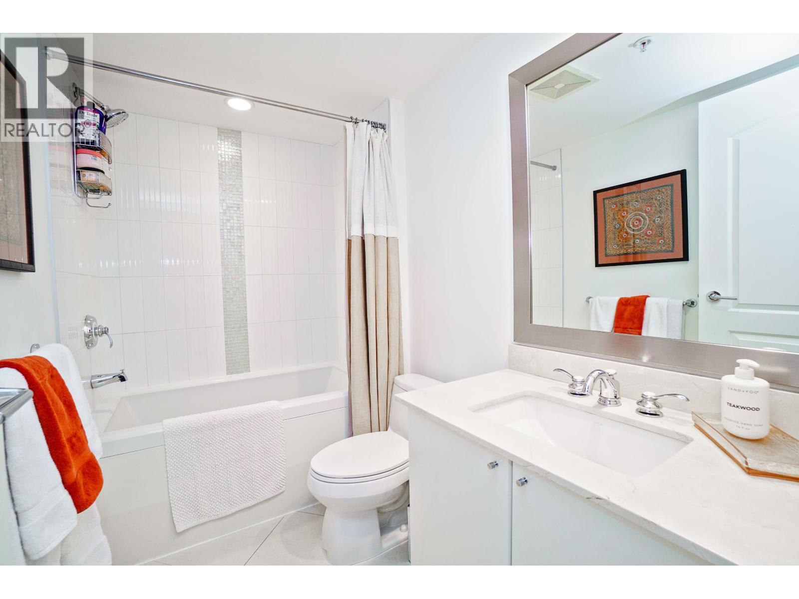 903 133 E Esplanade, North Vancouver, British Columbia  V7L 1A1 - Photo 13 - R3069485