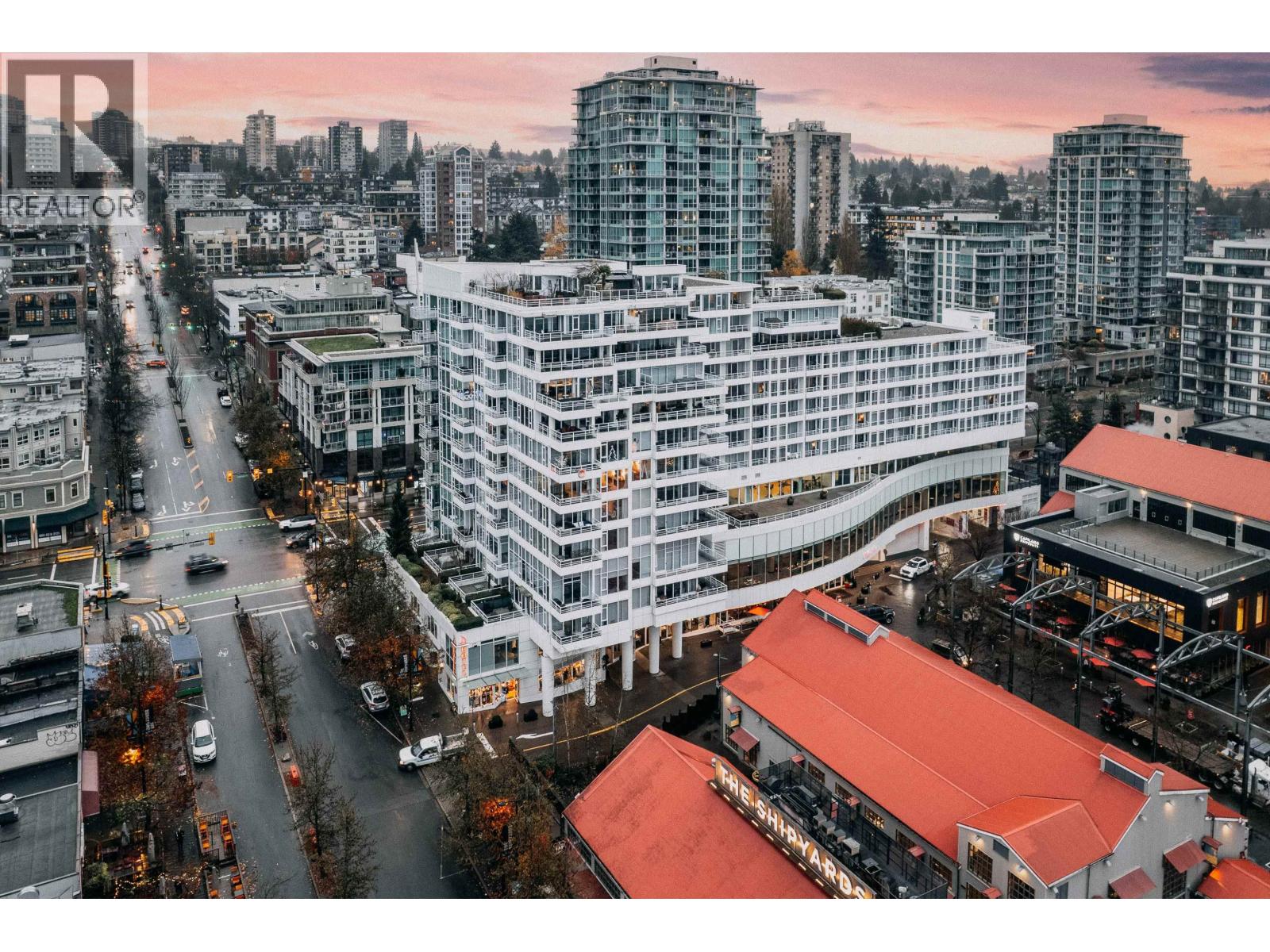 903 133 E Esplanade, North Vancouver, British Columbia  V7L 1A1 - Photo 27 - R3069485