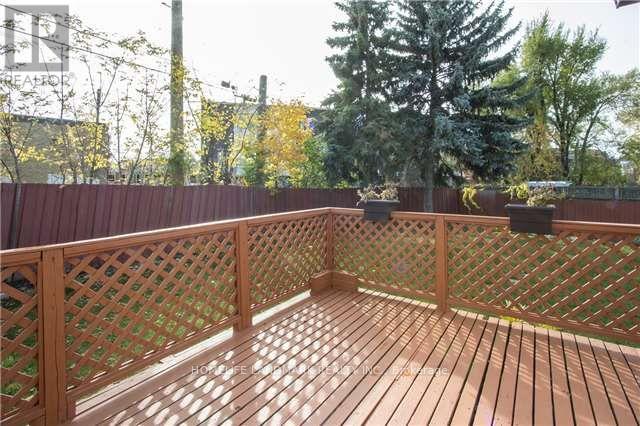 438 Marybay Crescent, Richmond Hill, Ontario  L4C 2X4 - Photo 10 - N12570502