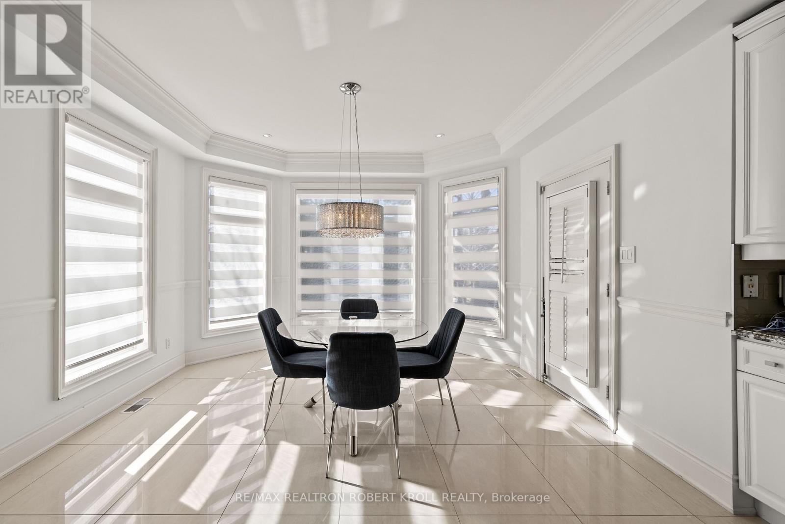 10 Gorman Park Road, Toronto, Ontario  M3H 3K4 - Photo 12 - C12436737