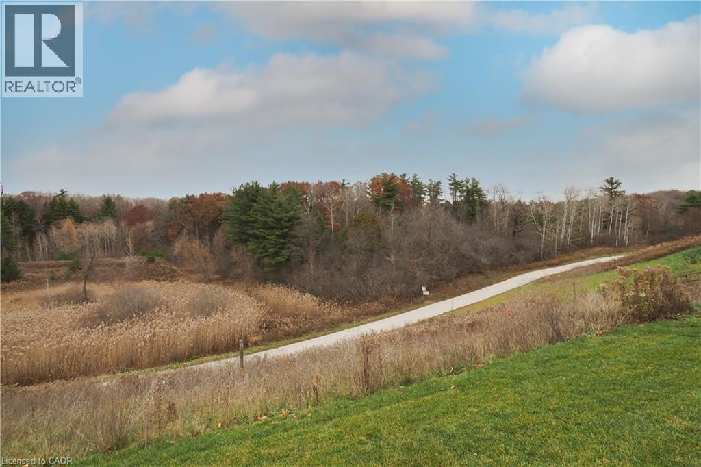 261 Woodbine Avenue Unit# 85, Kitchener, Ontario  N2R 0S7 - Photo 35 - 40790047