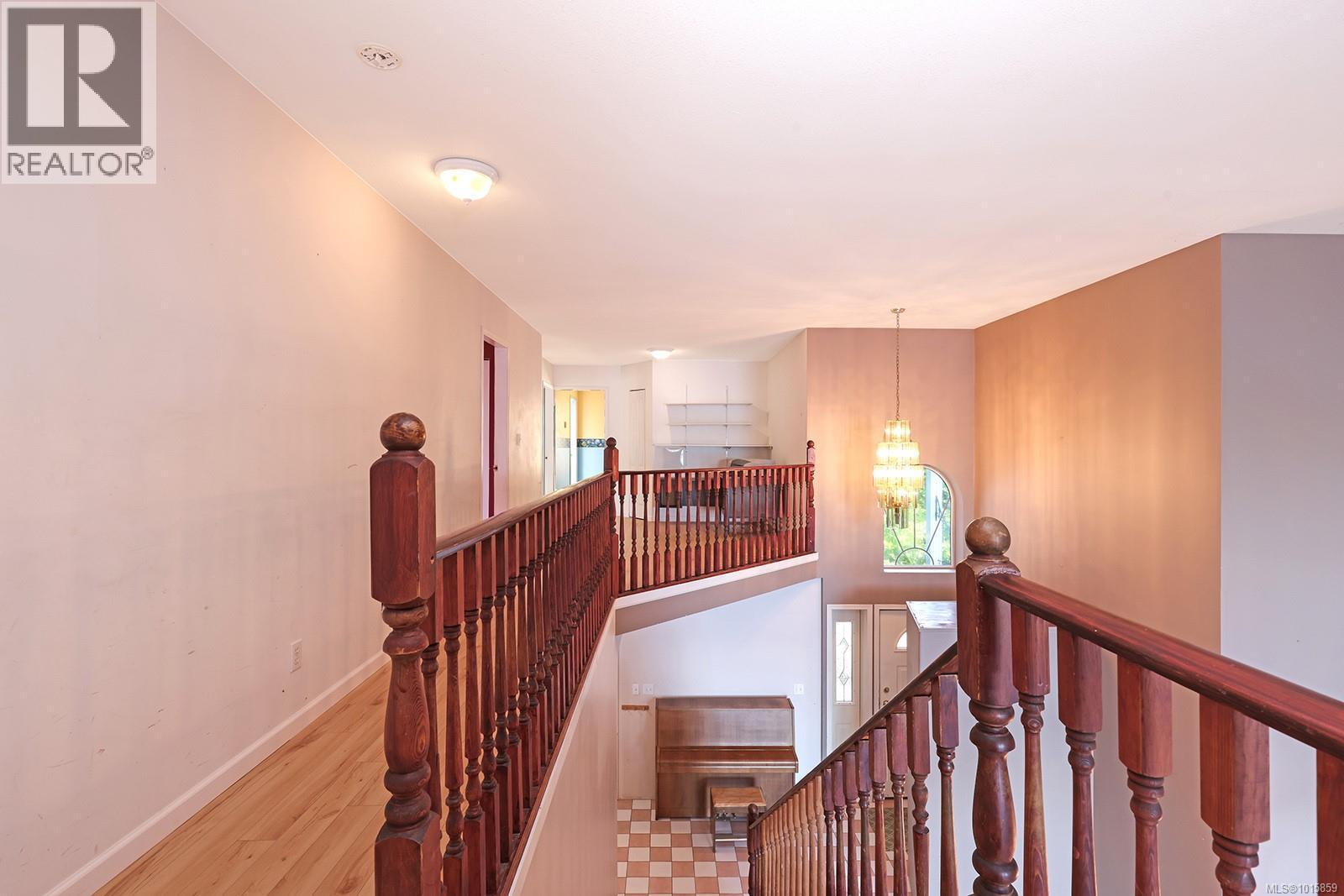 5650 Island Hwy S, Union Bay, British Columbia V0R 3B0 - Photo 34 - 1015859