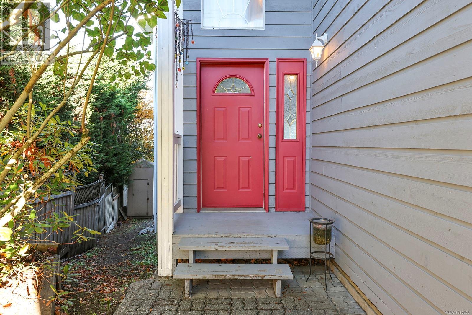 5650 Island Hwy S, Union Bay, British Columbia V0R 3B0 - Photo 10 - 1015859