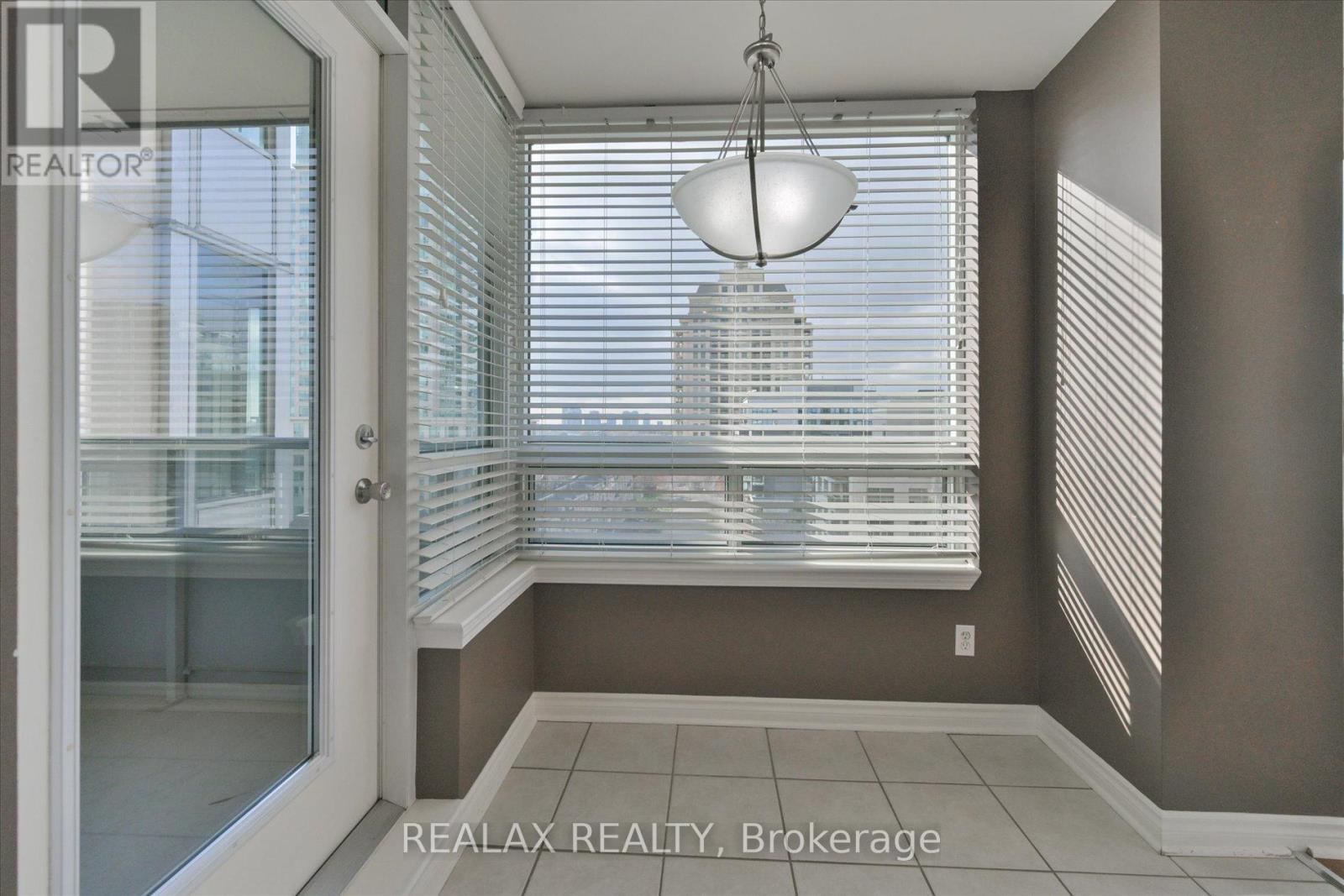 901 - 2 Rean Drive, Toronto, Ontario  M2K 3B8 - Photo 10 - C12570512